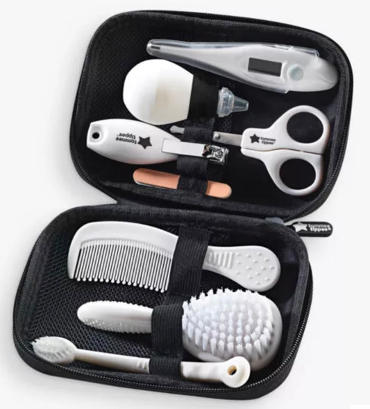 Tommee Tippee Closer To Nature Health Care Kit, Black